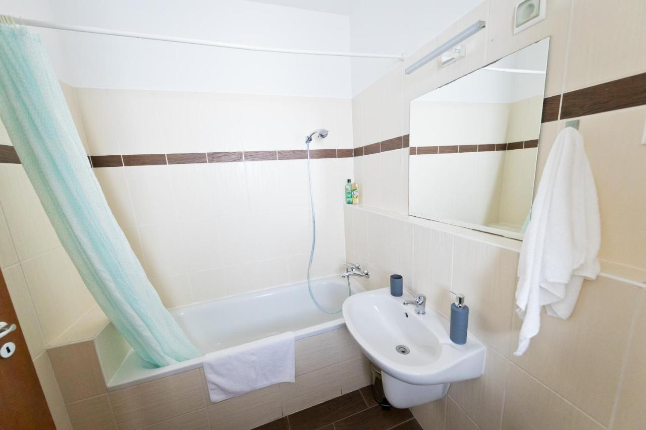 Lovag Studio Apartment 布达佩斯 外观 照片